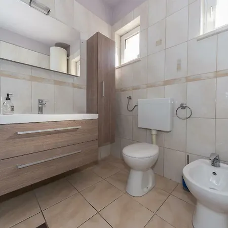 Apartment Filip Biograd Na Moru